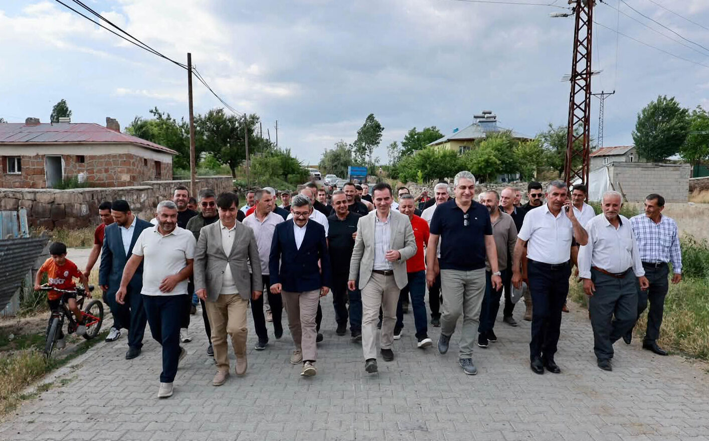 Vali Karakaya ve Mülkiye Başmüfettişlerinden Ahlat'a ziyaret
