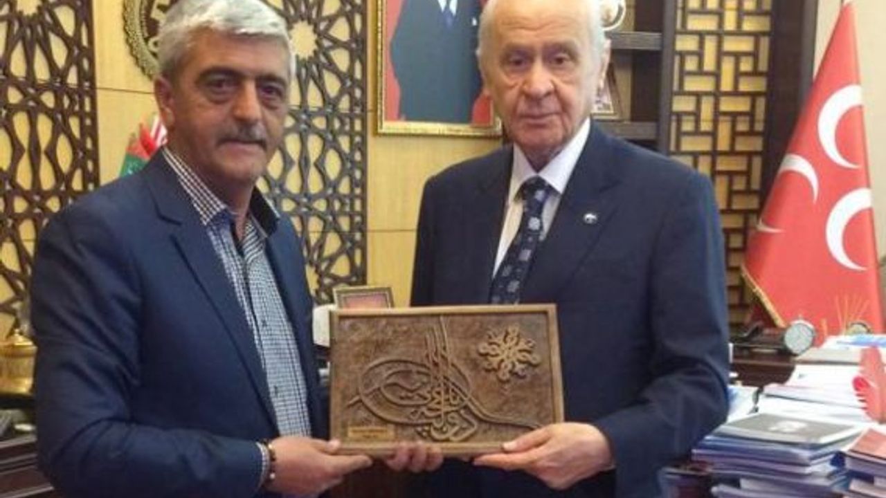Ahşap Ustasından Devlet Bahçeli’ye Özel Tuğralı Tablo