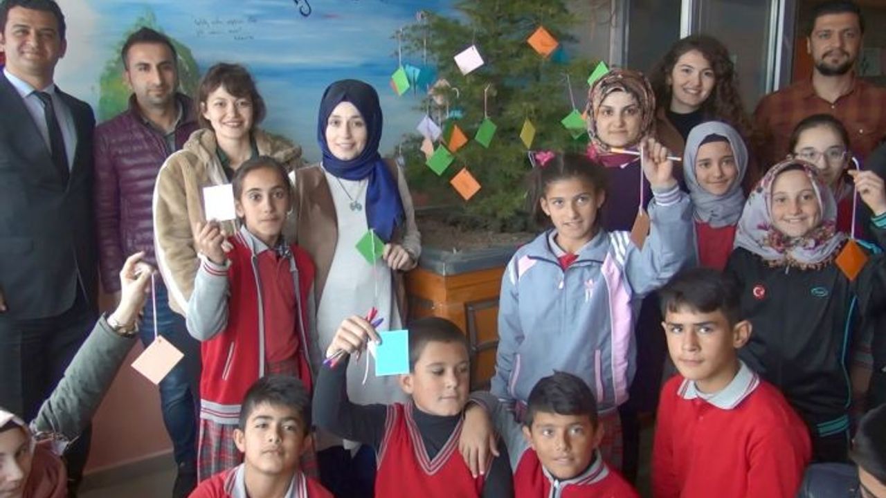Öğrenciler “İyilik Ağacı” Projesiyle İyilikleri Yayıyor