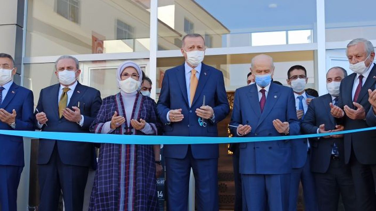 Cumhurbaşkanı Erdoğan, Ahlat Gençlik Kampı’nın Açılışını Gerçekleştirdi