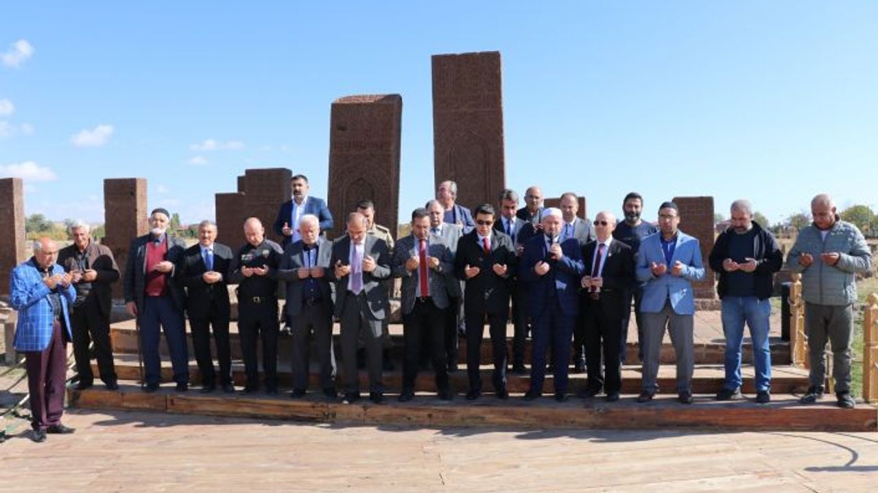 Ahlat'ta şehit madenciler için hatim okundu
