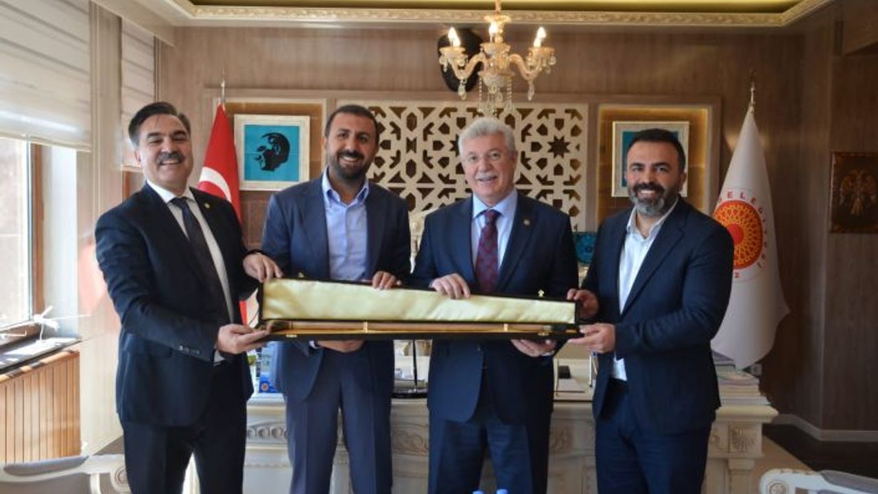 AK Parti Grup Başkanvekili Akbaşoğlu’nun Ahlat ziyareti