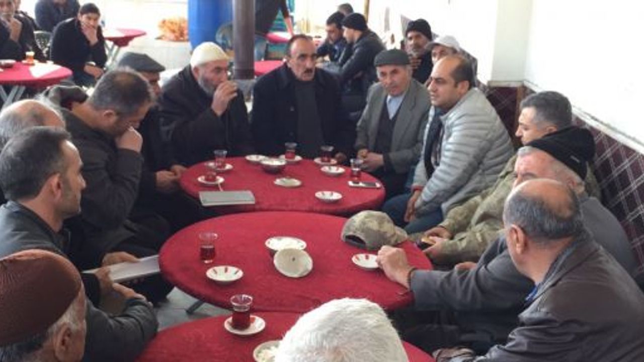 KAYMAKAM VE BAŞKAN AKGÜL BELDE HALKIYLA BİR ARAYA GELDİ