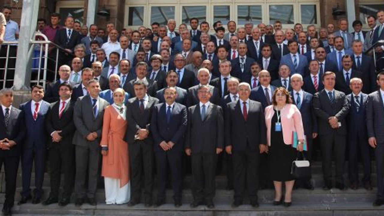 MİLLİ EĞİTİM BAKANI İSMET YILMAZ 81 İL MÜDÜRÜYLE AHLAT’TA BİR ARAYA GELDİ