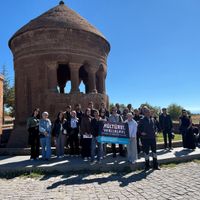 AHLAT
