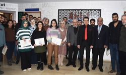 Ahlat’ta eğitimini tamamlayan genç çiftçi ve girişimciler sertifika aldı