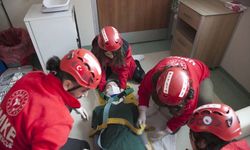 Ahlat Devlet Hastanesinde gerçeği aratmayan deprem tatbikat