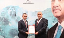 AK Parti Ahlat İlçe Başkanlığı’na Mesut Subaşı Atandı