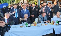MHP Lideri Bahçeli, Ahlat'ta partililer ve vatandaşlarla buluştu