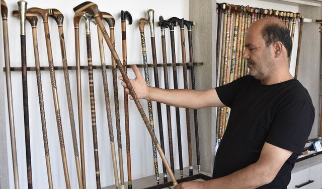 Cumhurbaşkanı Erdoğan ve Bahçeli için özel tasarım baston