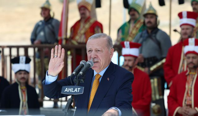 Cumhurbaşkanı Erdoğan: "Ahlat Kızılelma'nın anahtarıdır"