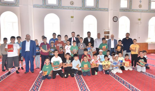 Ahlat’ta yaz Kur’an kursları açılış programı düzenlendi