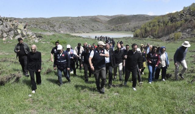 Dünya Çevre Günü'nde Nemrut için temizlik seferberliği